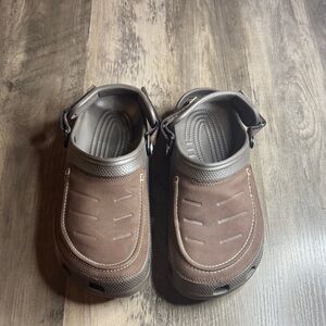 CROCS Men's Brown Slip-On Casual Clogs with Back Strap